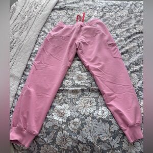 Large chalk pink figs